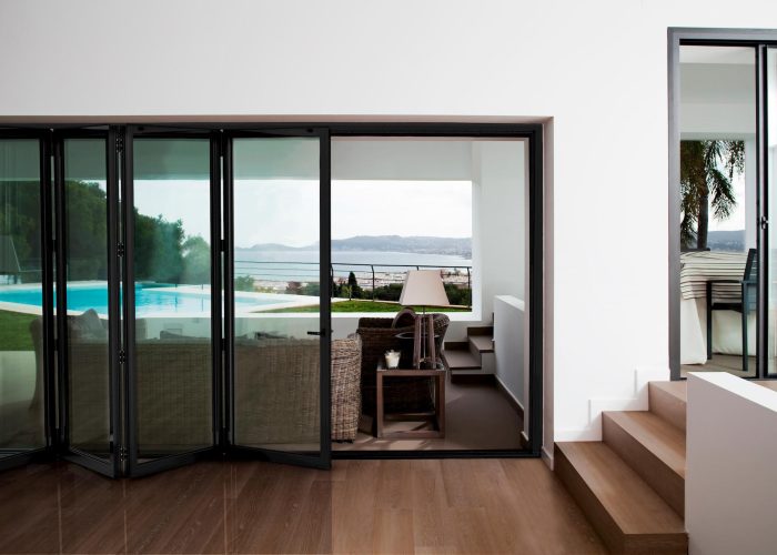 Hampshire Bifold Door Installers